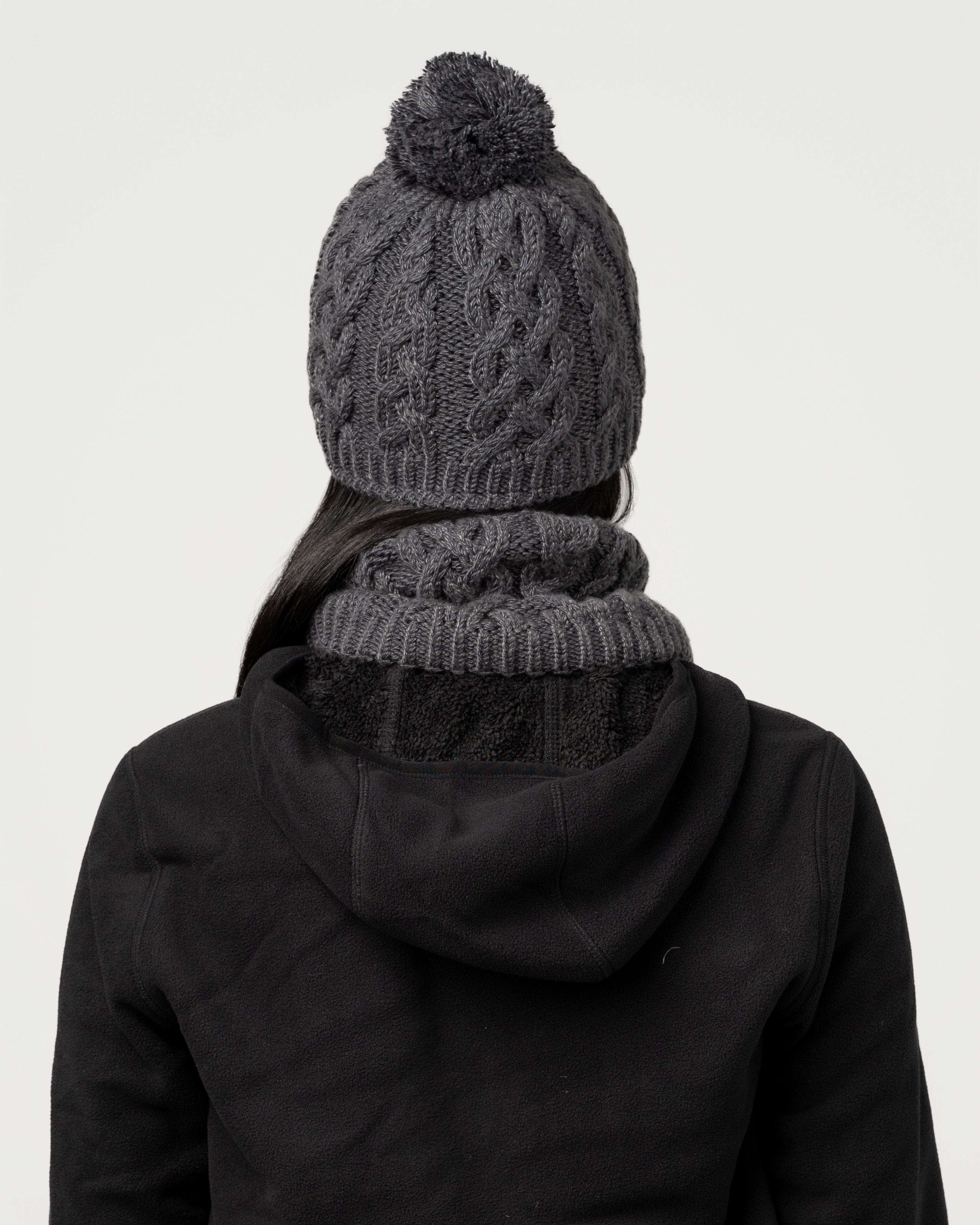 Women's Freeze Baby Cable Knit Neck Warmer – Storm Creek