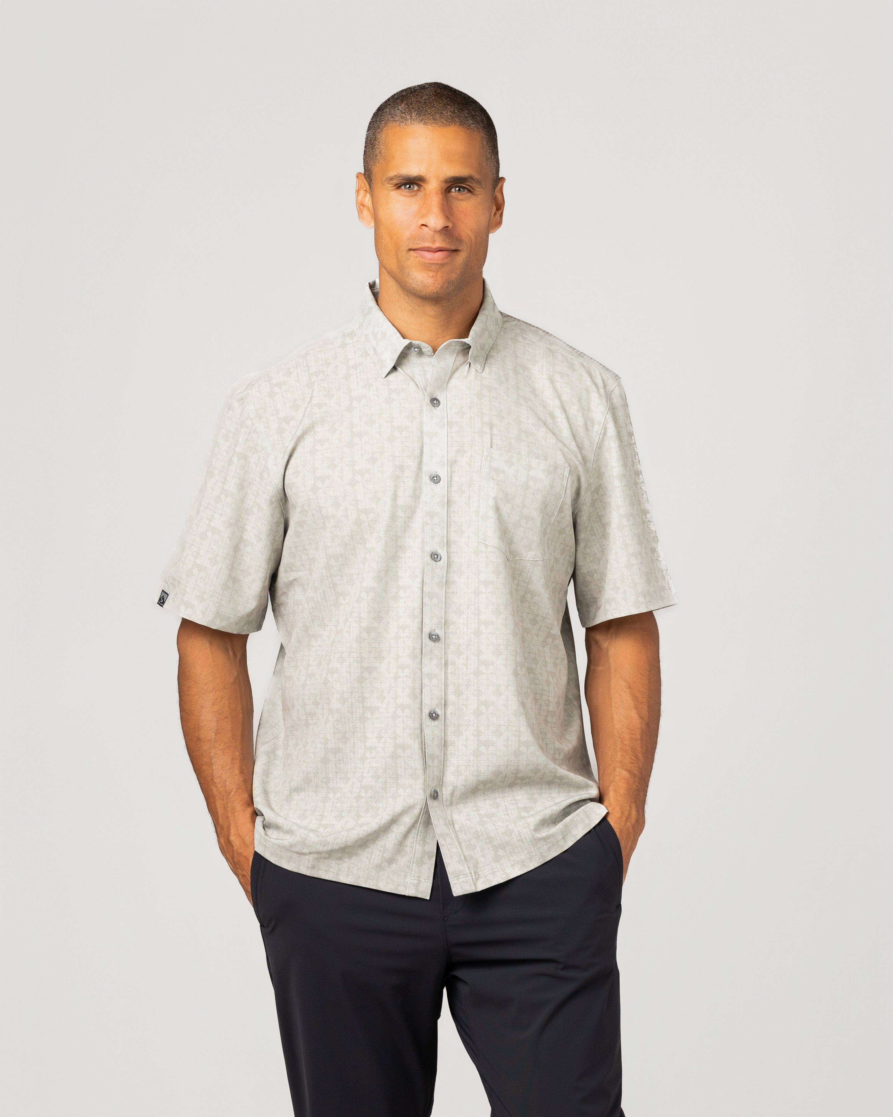 Men's Enthusiast Woven Button Up Short Sleeve Shirt – Storm Creek