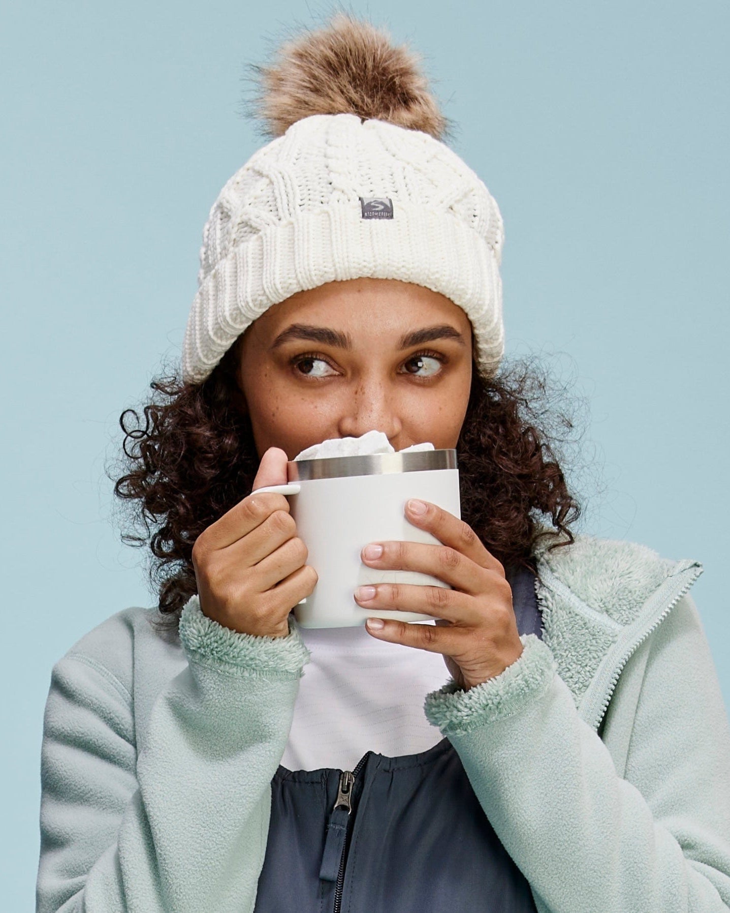 Show Off Cable Knit Pom Beanie – Storm Creek